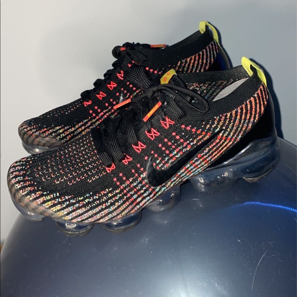 Nike women Flynit Vapormax